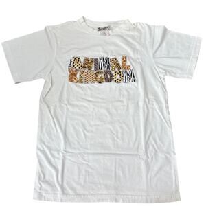 Vintage 90s Embroidered Animal Kingdom Walt Disney World Animal Print T Shirt